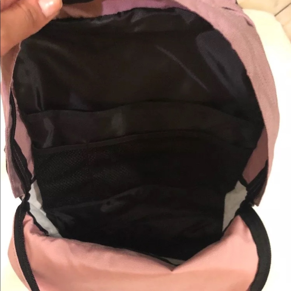 LAST ONE!! VS Pink Campus Backpack Chalk Rose - Picture 4 of 8